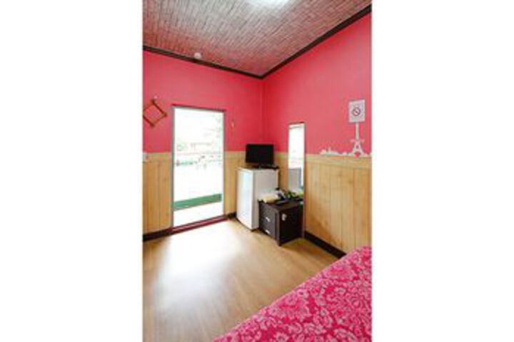 Room 49 of 89