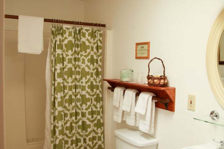 Room 40 of 63