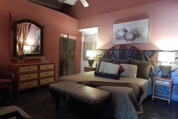 Room 28 of 54