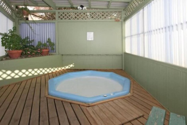 Spa 42 of 53