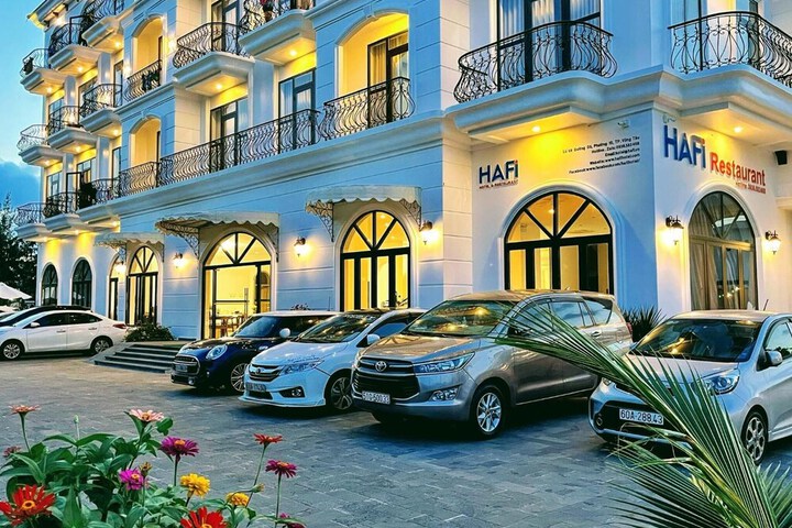 Hotel 34 of 38