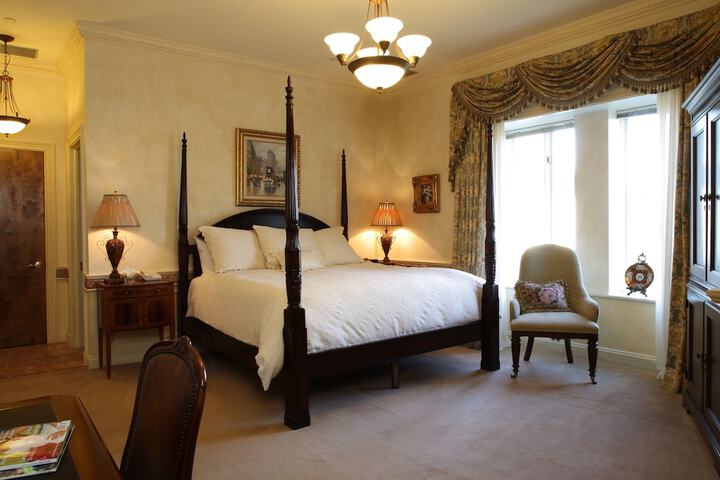 Room 8 of 29