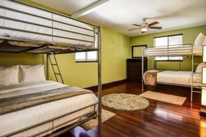 Room 13 of 41