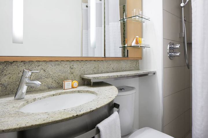 Clean Restrooms