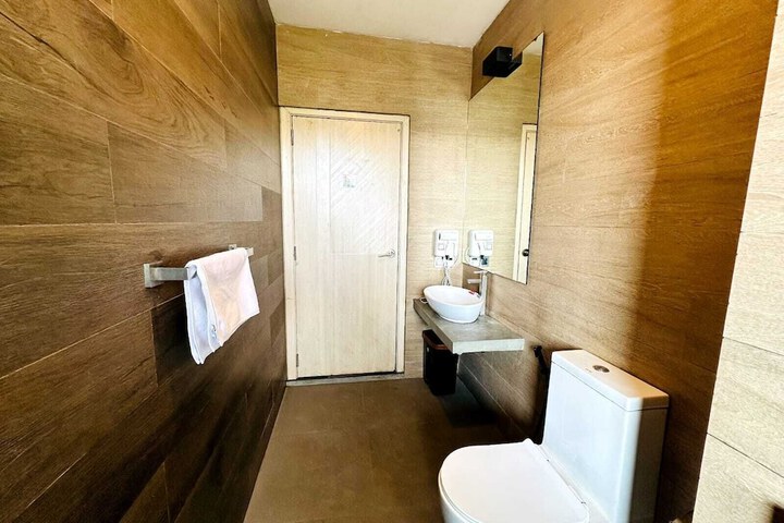 Room 29 of 55