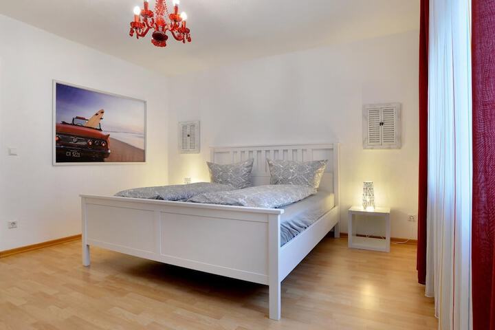 Room 6 of 50