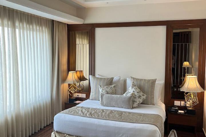 Room 34 of 99