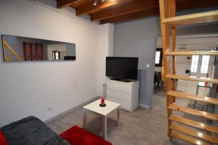 Room 16 of 19