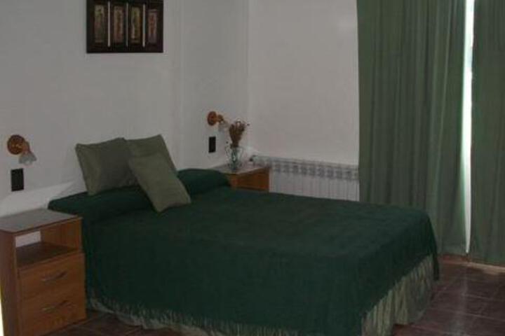 Room 8 of 27