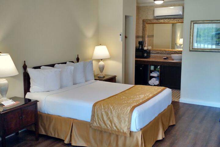 Room 5 of 35