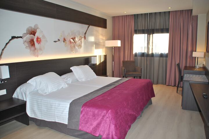 Room 10 of 39