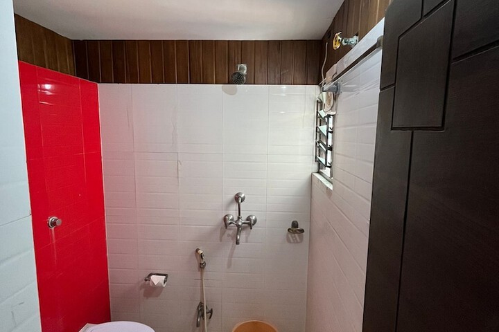 Room 26 of 46