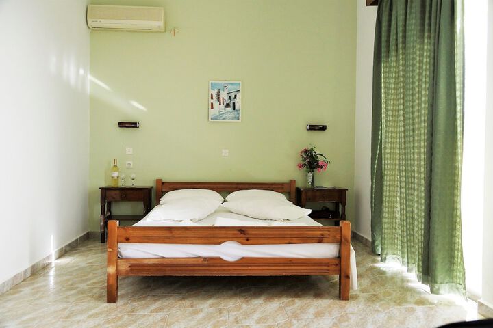 Room 9 of 41