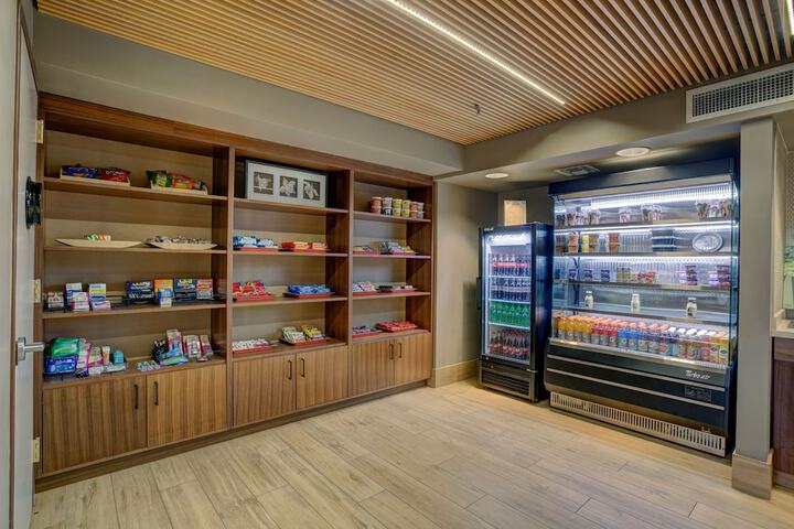 Snack bar