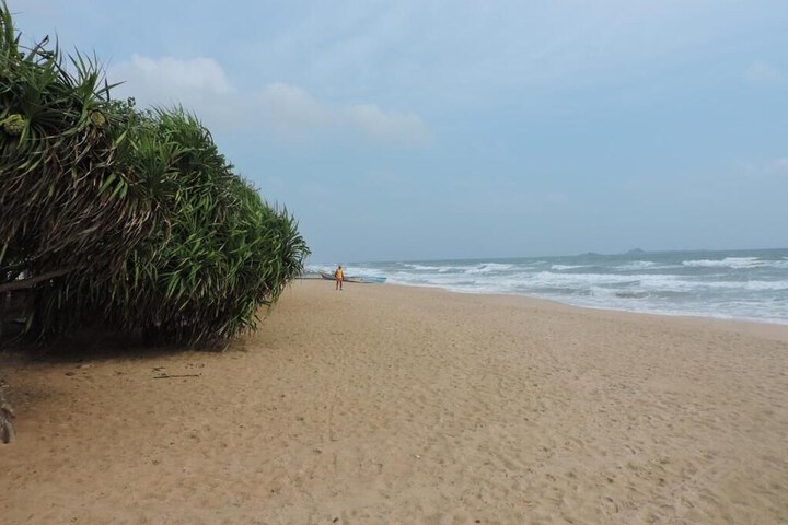 Beach 17 of 19