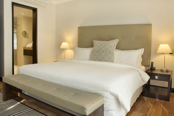 Room 10 of 41