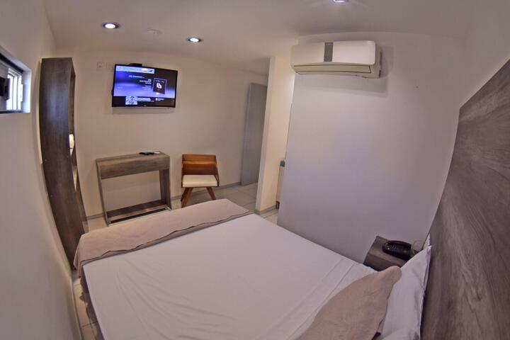 Room 18 of 35