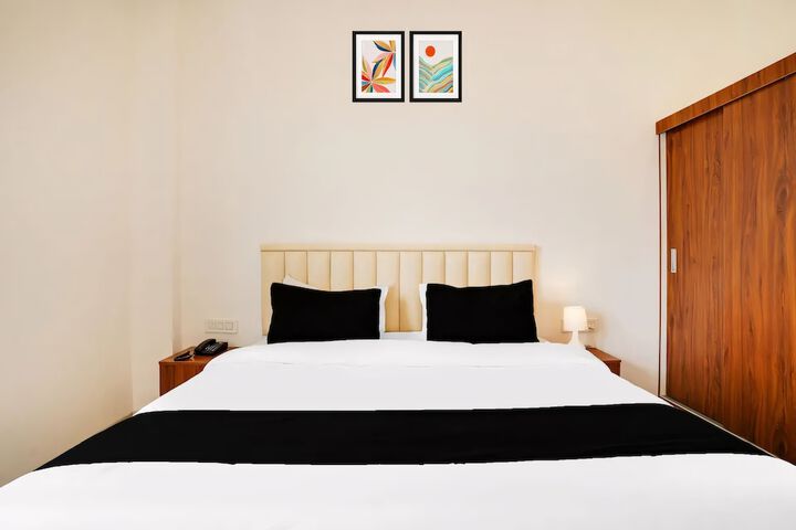 Room 10 of 22