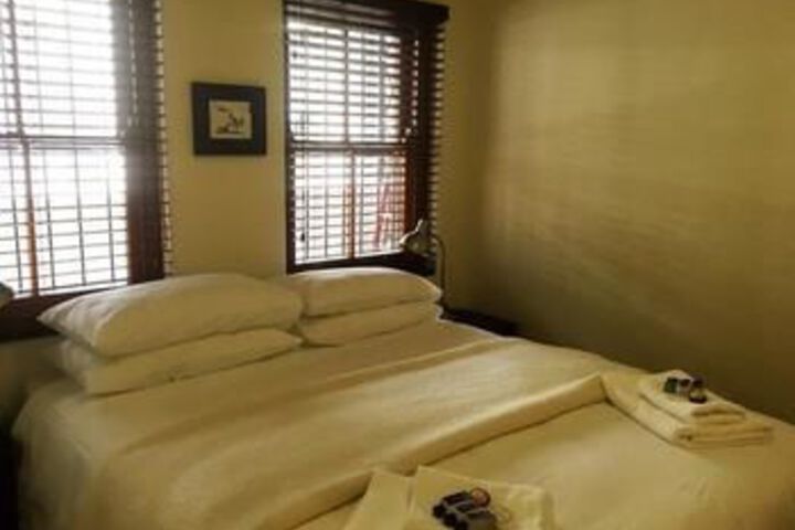 Room 3 of 5