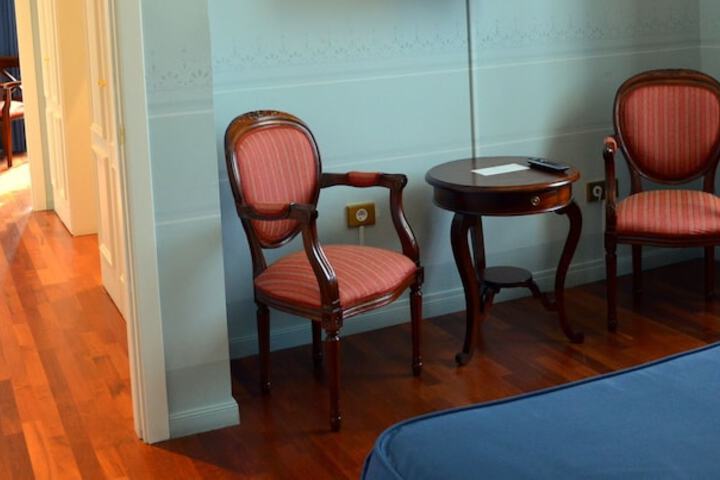 Room 15 of 72