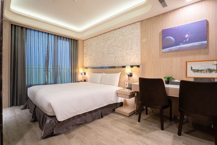 Room 45 of 126