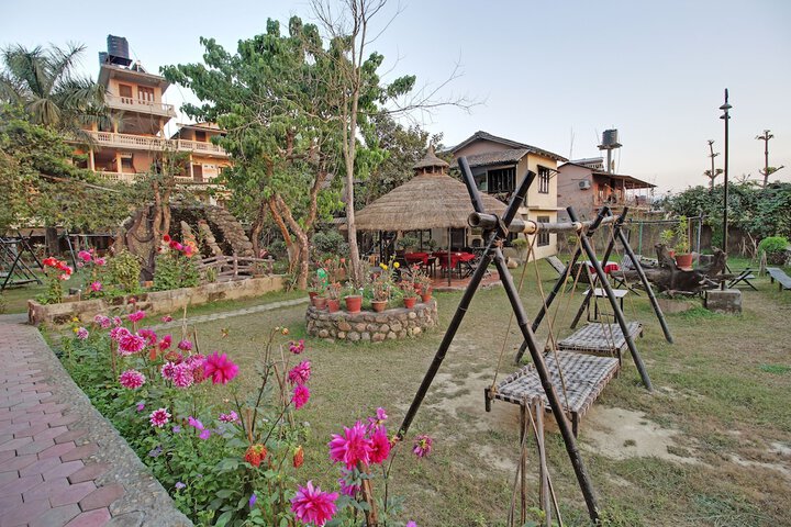 Hotel Exterior 45 of 76
