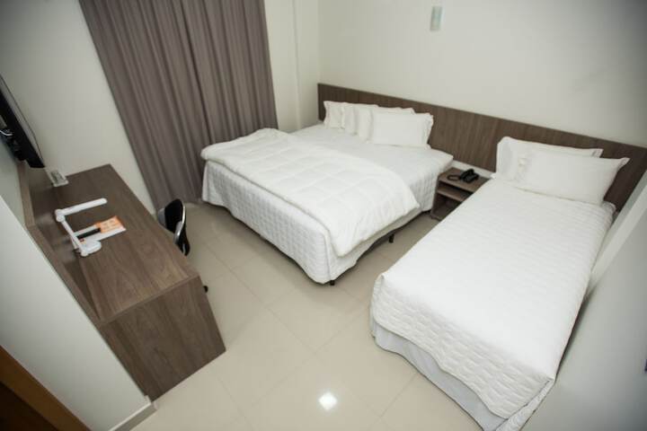 Room 6 of 26