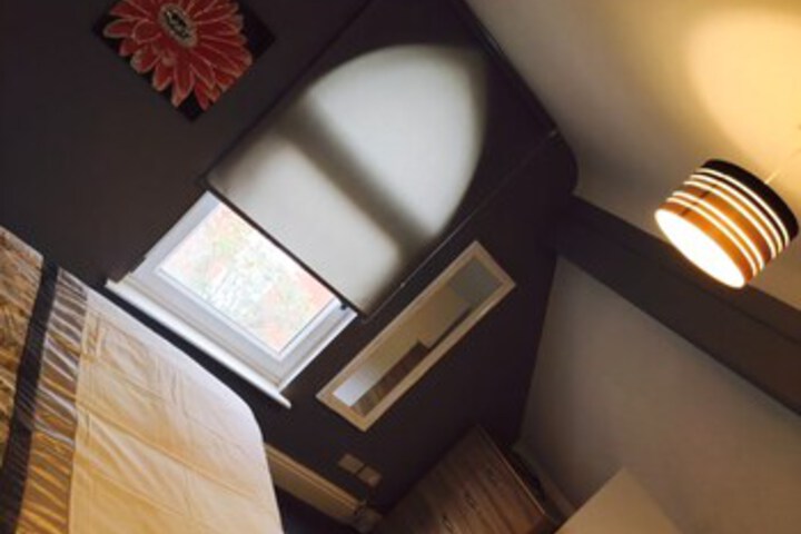 Room 89 of 95