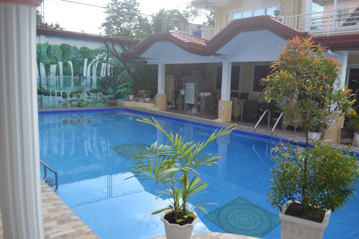 Pool 113 of 141