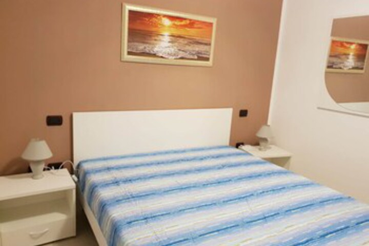 Room 40 of 49