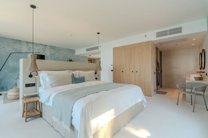 Room 9 of 55