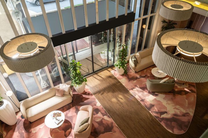 Entrance & Lobby