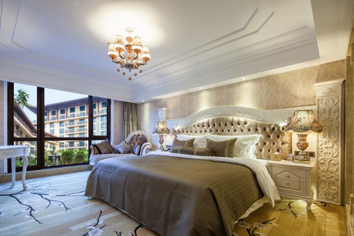 Room 4 of 71
