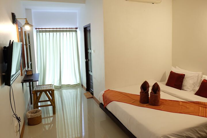 Room 12 of 39