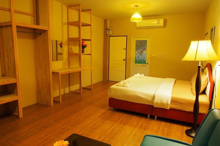 Room 24 of 63