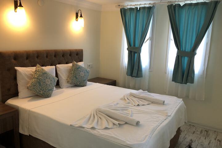 Room 27 of 61