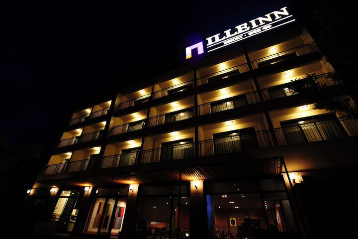 Hotel 32 of 35