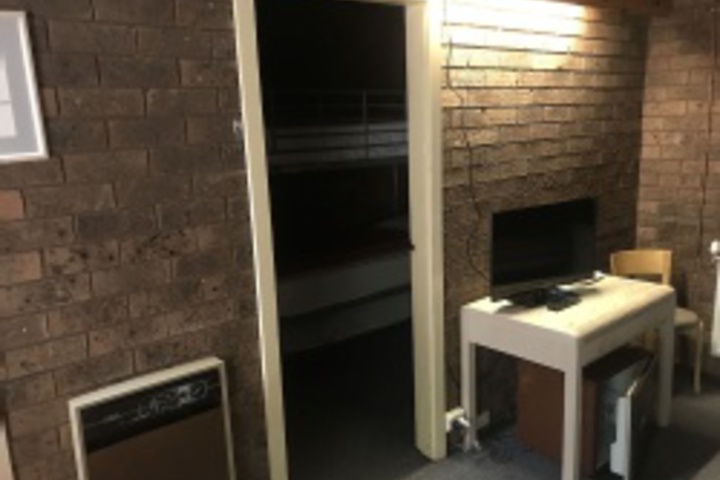 Room 246 of 312
