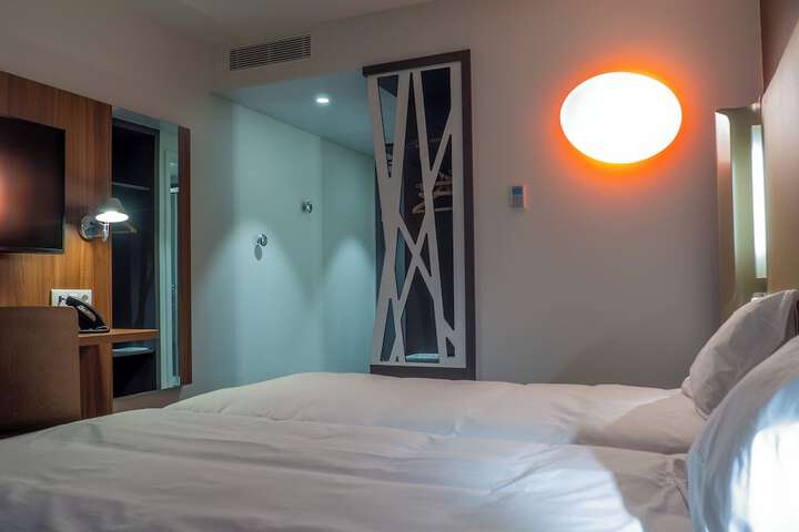 Room 26 of 55