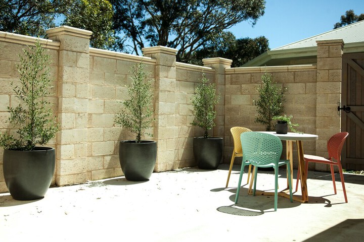 Terrace/Patio 19 of 30
