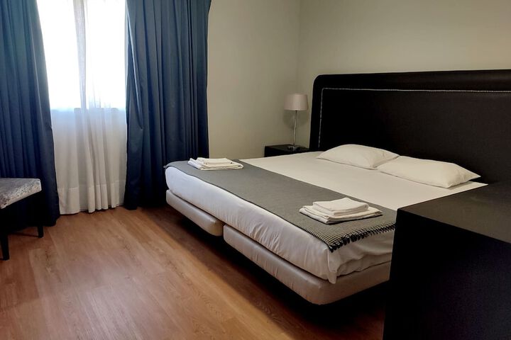 Room 15 of 57