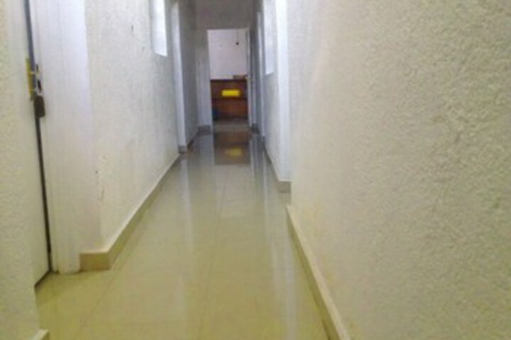 Ballroom/Hall 19 of 25