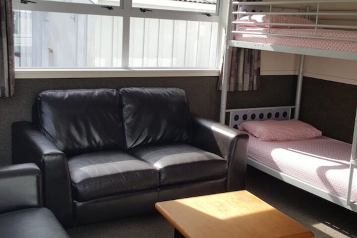 Room 8 of 48