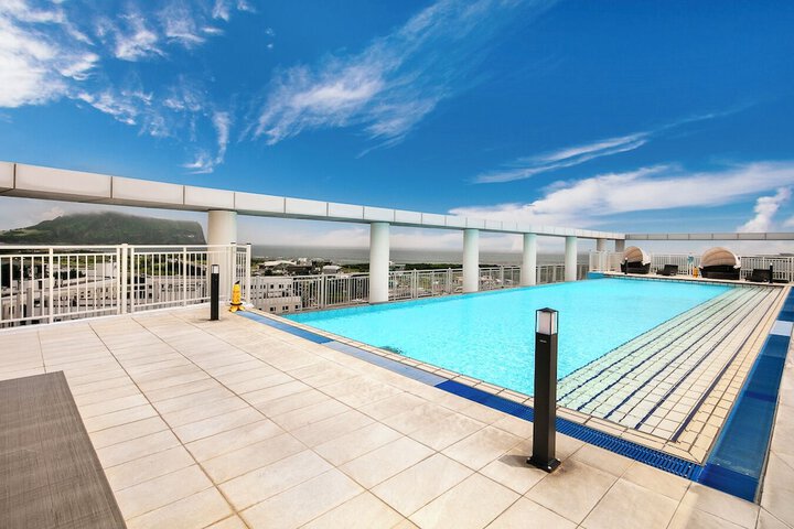 Pool 77 of 122
