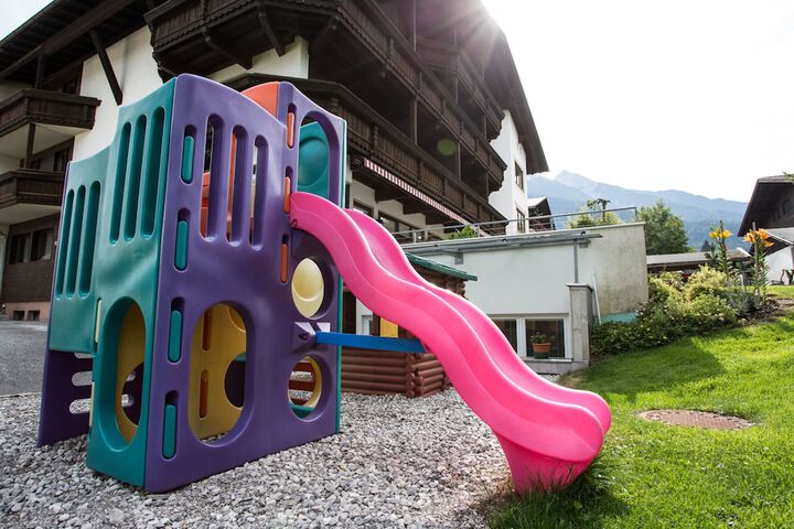 Childrens Activities 31 of 37