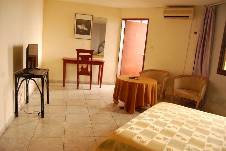Room 2 of 54