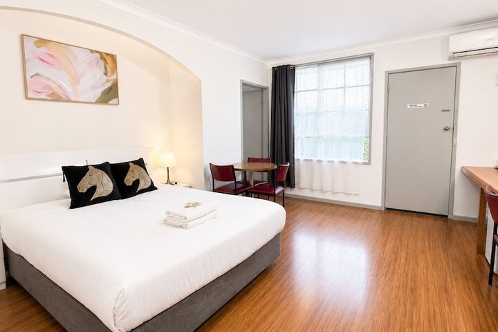 Room 18 of 50