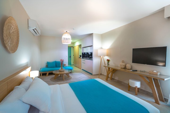 Room 156 of 307