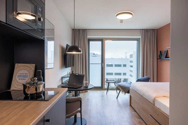Room 28 of 57