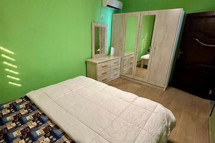 Room 6 of 29